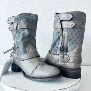NEW Lane DUSTOFF Womens Cowboy Boots 9 Gray Leather Western Style Cowgirl Ankle